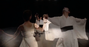 Pierrot Buto dans la performance de Pascale Autrand
